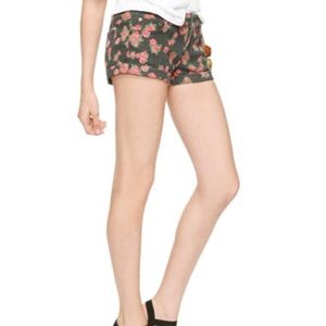 Forever 21 rose 🌹 shorts